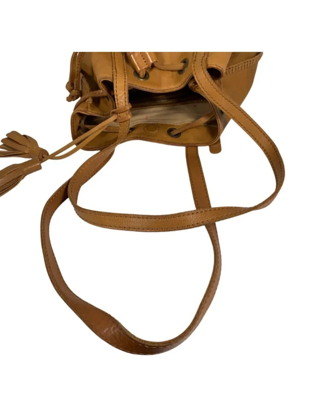 LUCKY BRAND Camel Tan Leather Drawstring Bucket Shoulder Bag Tassel Charm VTG